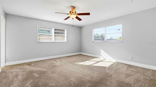 Building Photo - 1131 55th Ave N