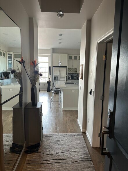 Primary Photo - 7820 Inverness Blvd