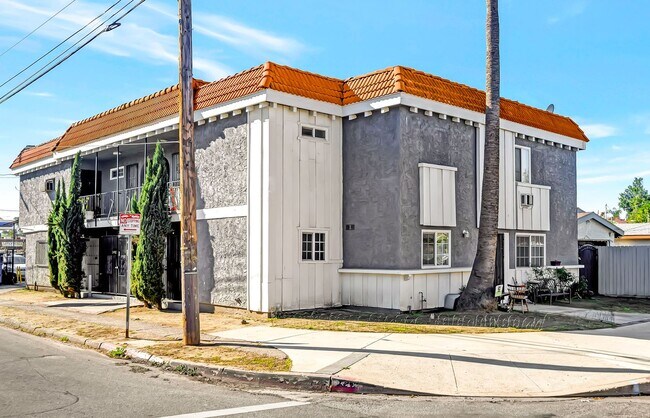Building Photo - 14902 Gilmore St