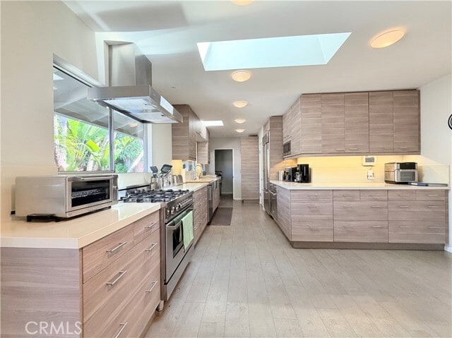 Building Photo - 2490 Monaco Dr