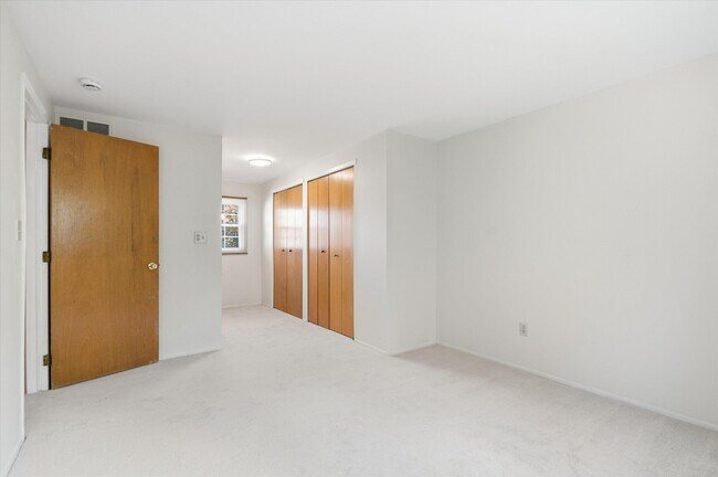 Building Photo - 2825 Tuebingen Pkwy