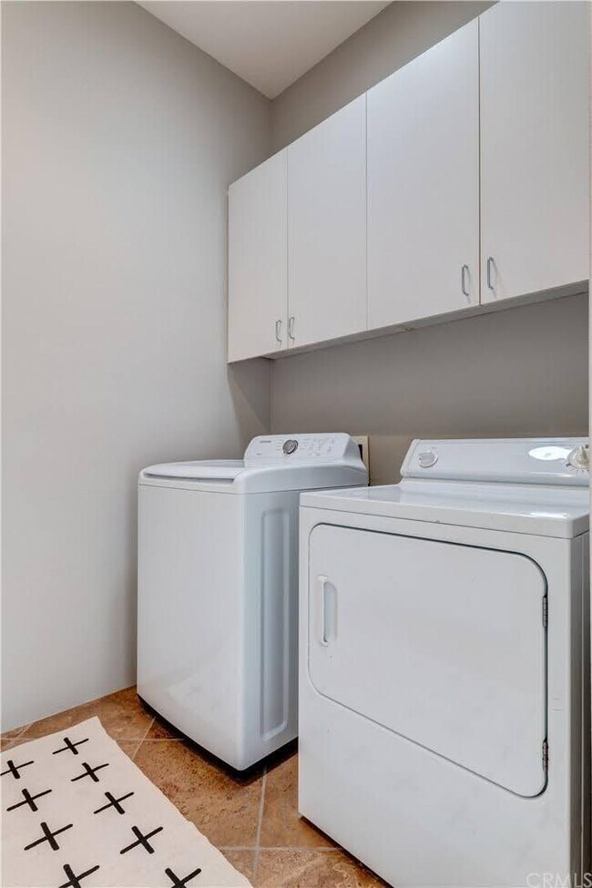 Building Photo - 49520 Mission Dr W