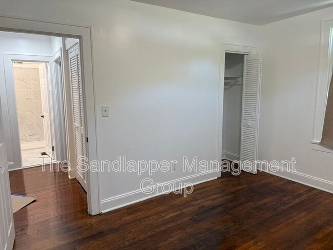 Building Photo - 2627 Madden Dr