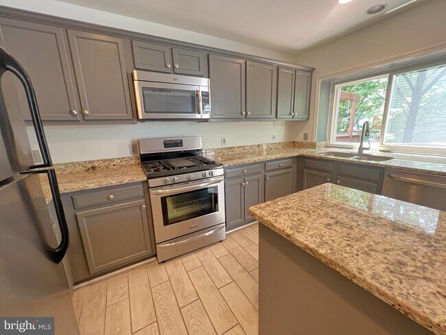 Building Photo - 1191 Cypress Tree Pl