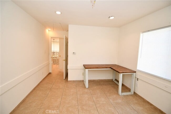 Building Photo - 14103 Fonthill Ave