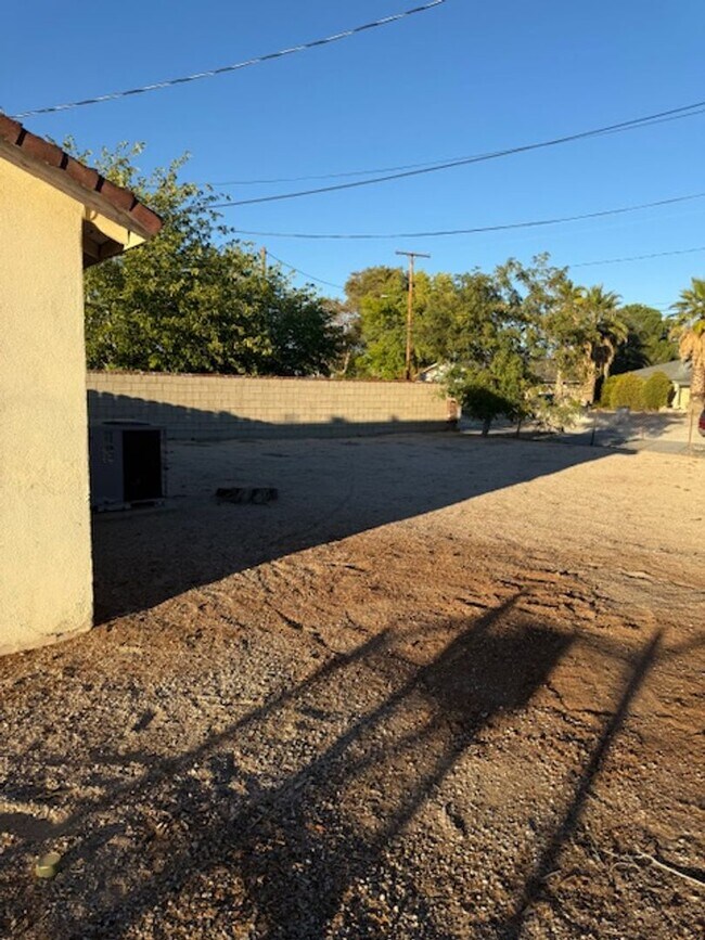 Building Photo - Remodeled West Lancaster 4 Bedroom Home