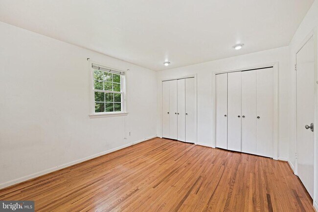 Building Photo - 7623 Highland St