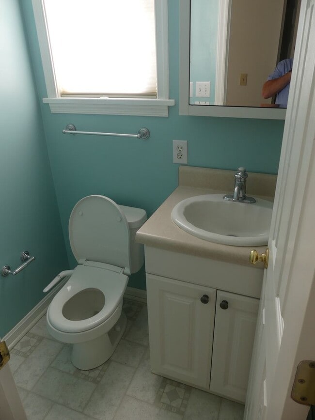 Building Photo - 33 Bunting Lane, Poquoson Va.