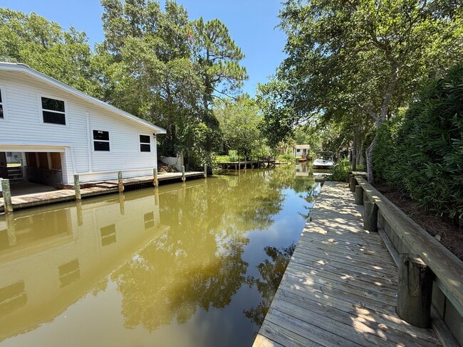 Building Photo - 37 Bayou Rd
