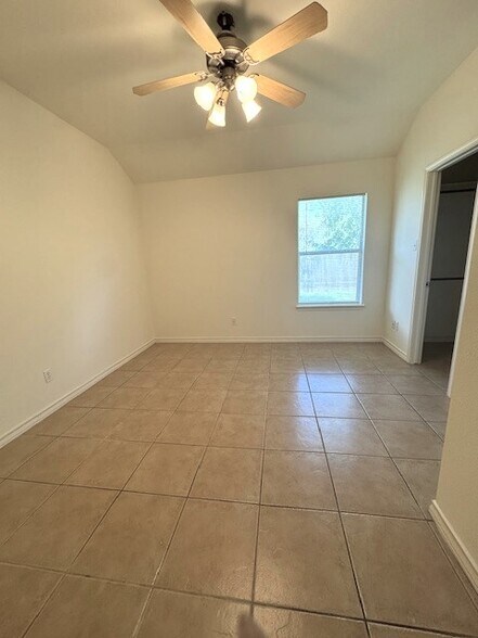 Master Bedroom - 2782 San Angelo Ave