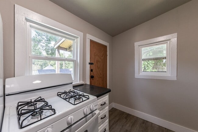 Building Photo - Remodeled 2-Bedroom Bungalow with Detached Garage & Large Backyard