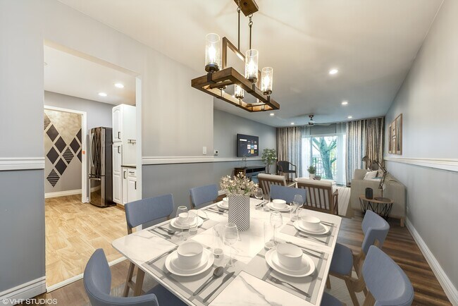 Building Photo - 5101 Carriage Way Dr