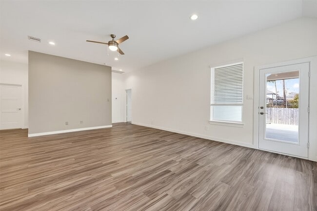 Building Photo - 13304 Big Sky Ct