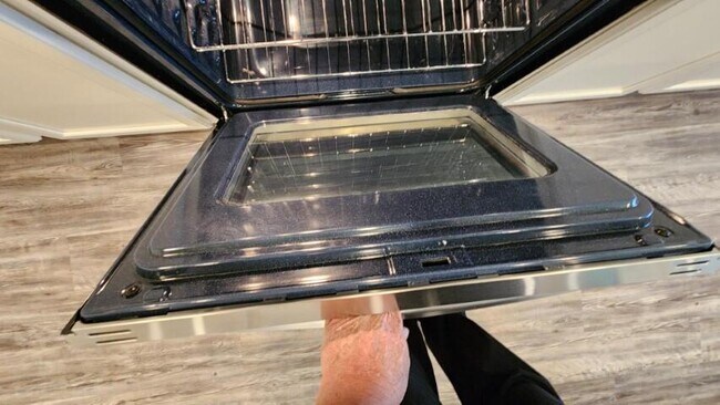 Building Photo - 13609 Sherman Ave