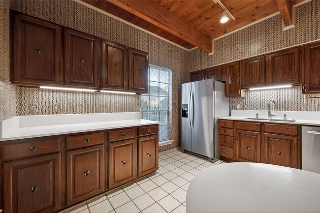 Building Photo - 5338 Brownway St