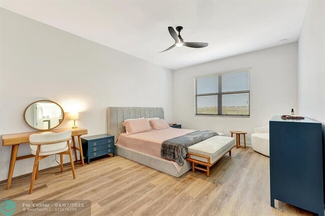 Building Photo - 16216 Sea Turtle Pl