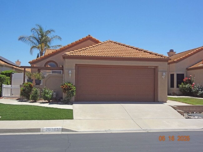 Primary Photo - 29762 Mimosa Ct