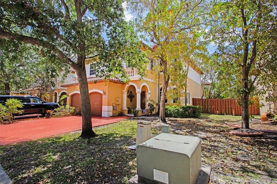 Primary Photo - 14070 SW 50th Ct