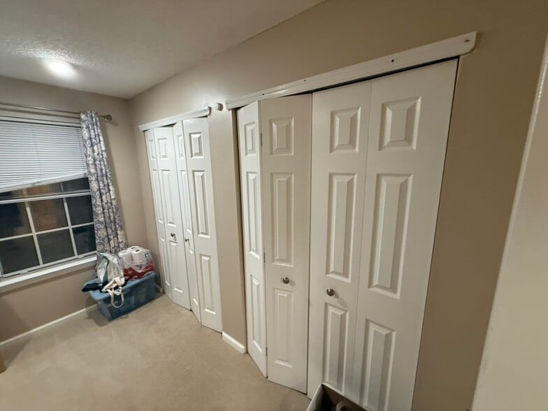 Building Photo - 955 Juniper Way