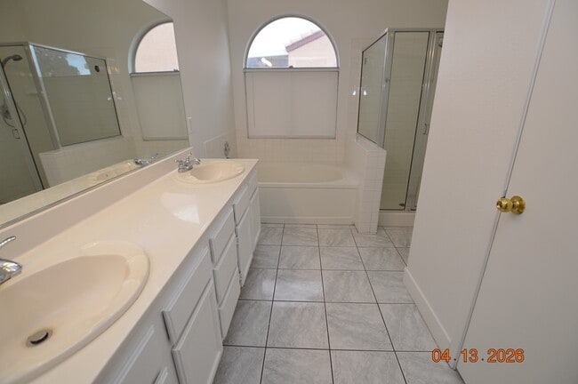 Building Photo - 3840 Dusty Glen Ct