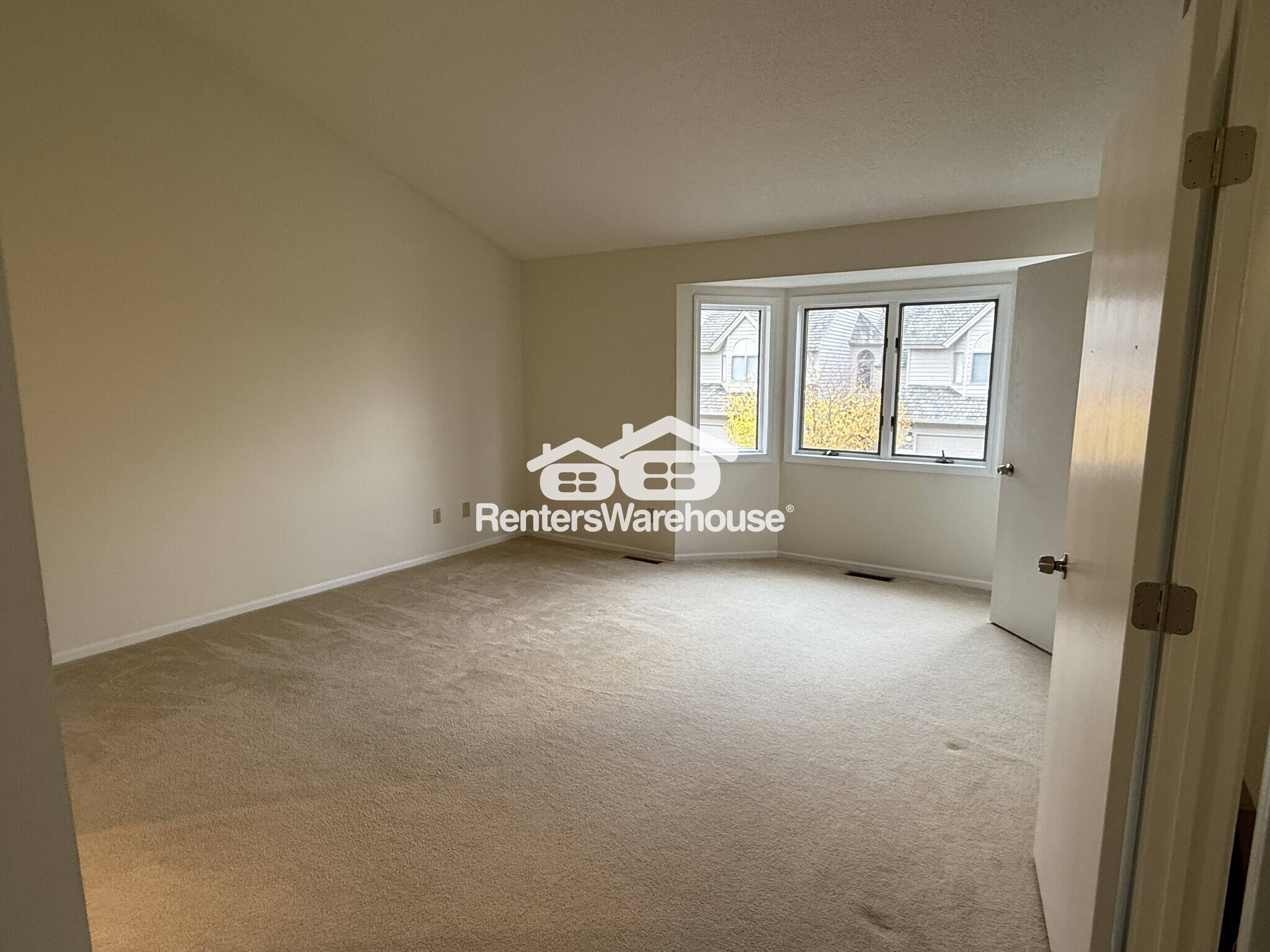 Building Photo - 7406 Cahill Rd