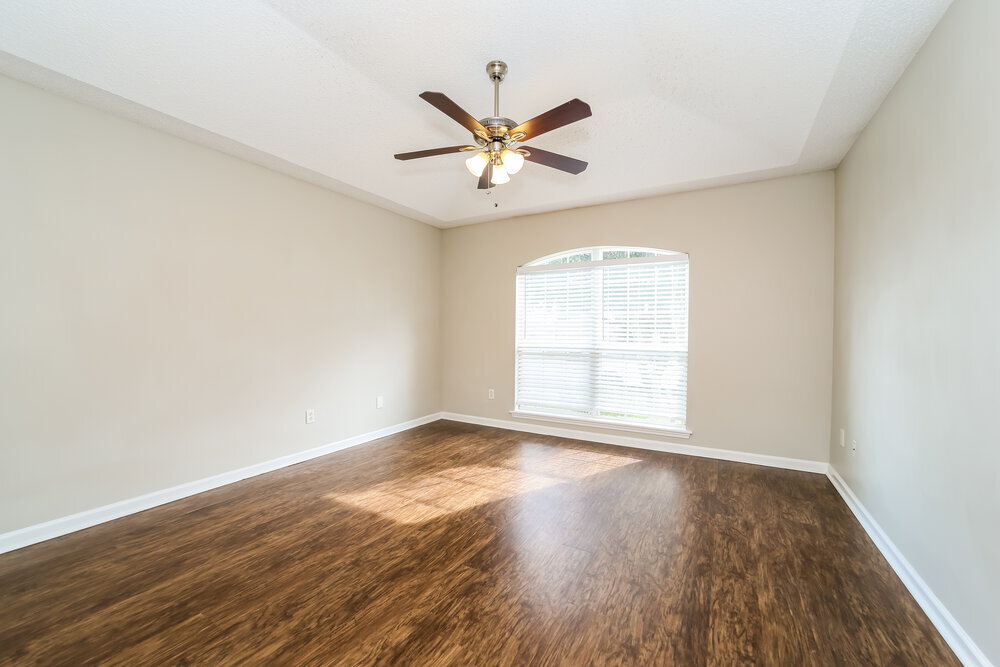 Building Photo - 2631 Creek Ridge Dr