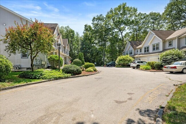 Building Photo - 116 Weatherstone Dr