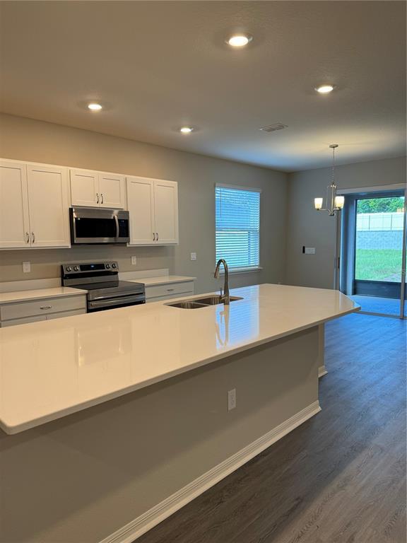 Building Photo - 1008 Aruba Ave