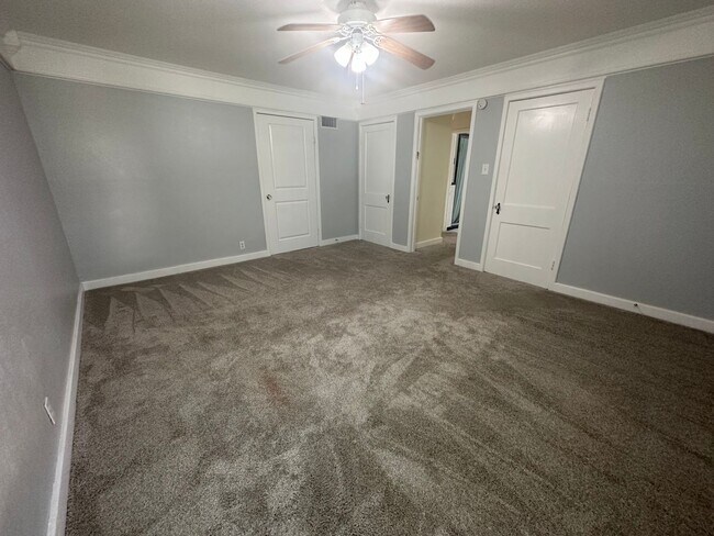 Building Photo - 425 Louisiana Ave