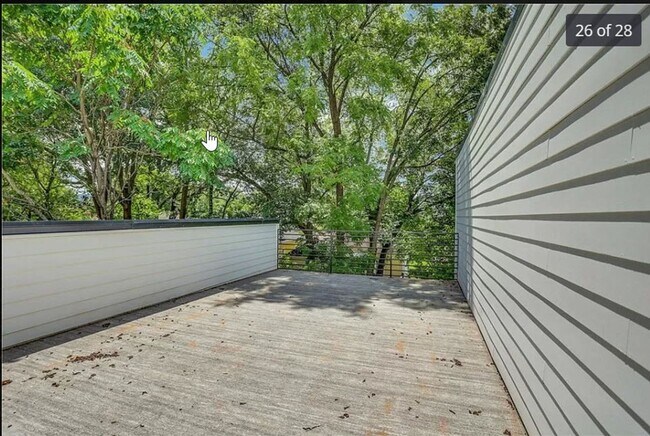 Building Photo - Charming 2BR House in Atlanta