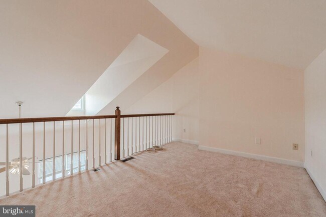 Building Photo - 3548 S George Mason Dr