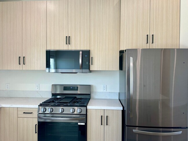 Building Photo - LUXE NEW BUILD ON PROPERTY IN MENIFEE!
