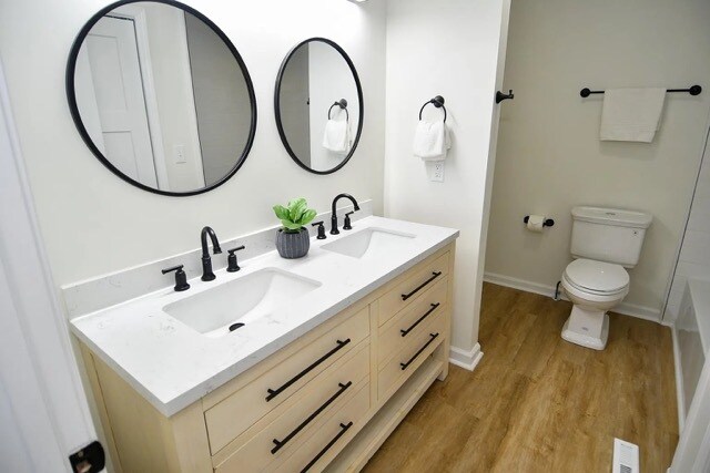 Building Photo - 2217 Lexington Ave