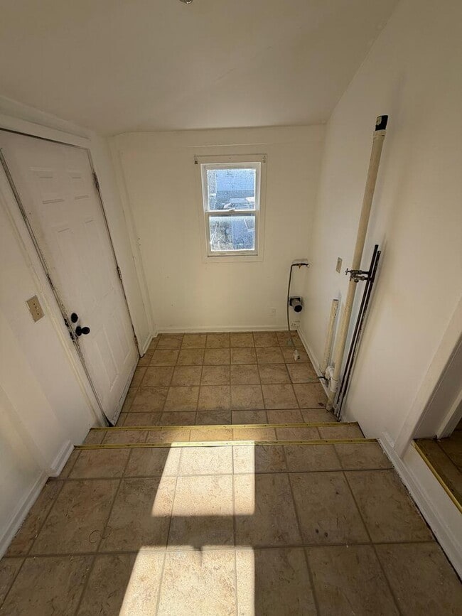 Building Photo - 321 S M.L.K. Jr Ave