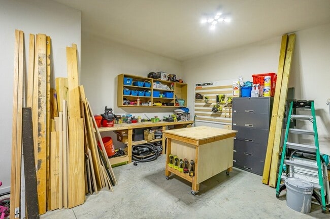 Building Photo - 1225 Cedar St