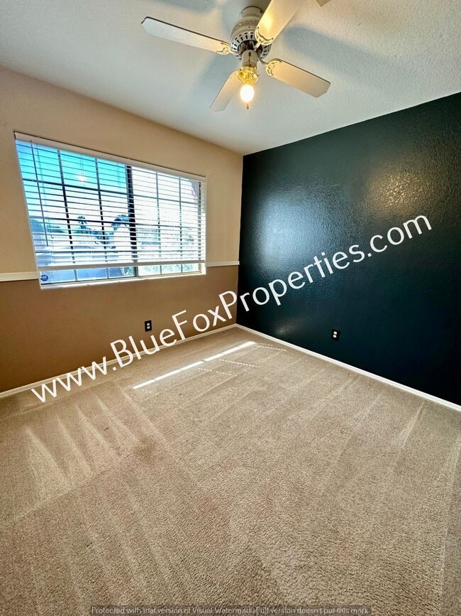 Building Photo - 3062 W Country Fair Dr