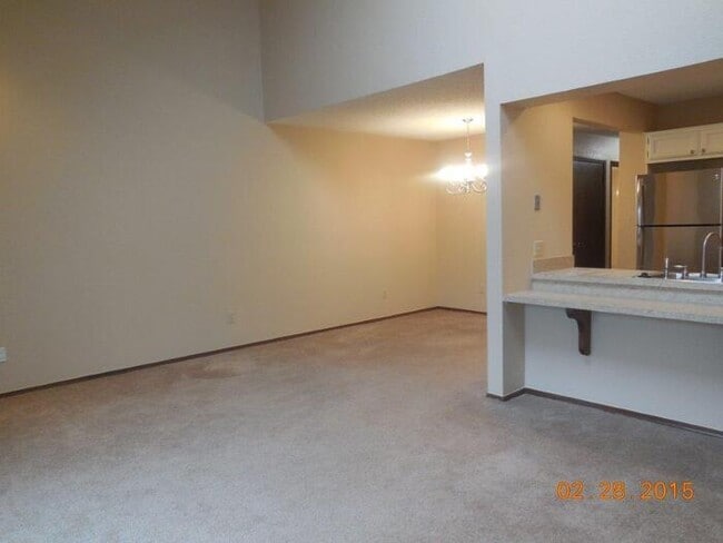 Building Photo - 2 BED 2 BATH 1 CAR GARAGE FAIRFIELD GREENS...