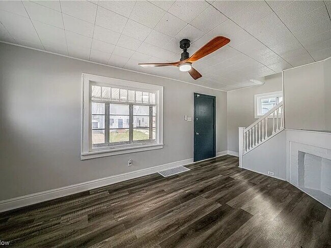 Building Photo - 1514 Clermont Rd