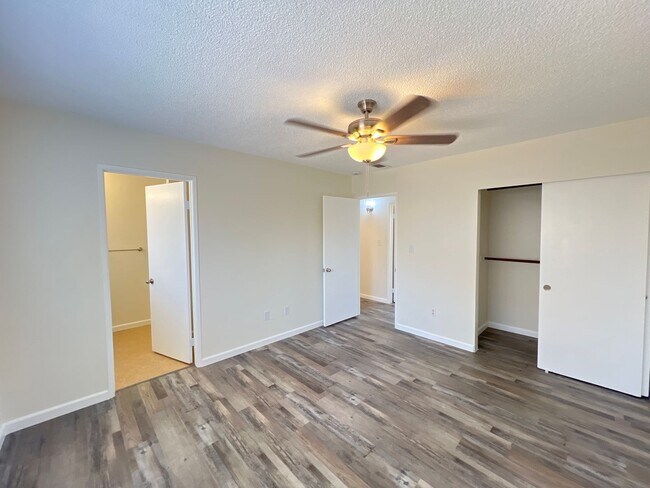 Building Photo - Northwest Bakersfield Home