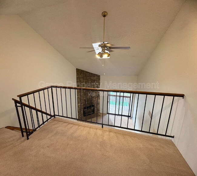 Building Photo - 226 Wright St