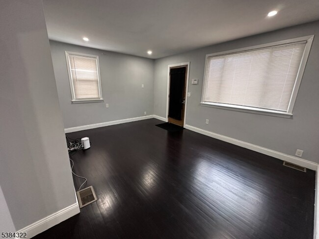 Building Photo - 109 Arlington Blvd