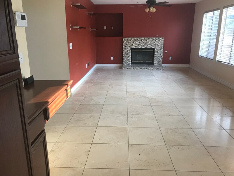 Primary Photo - 2040 Begley Dr