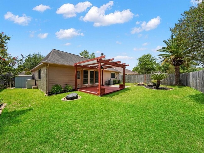 Building Photo - 22706 Garden Canyon Dr