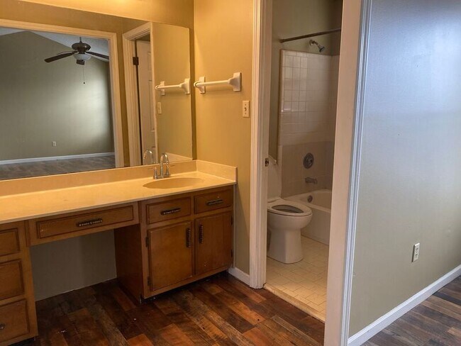 Building Photo - 3736 Deer Crossing