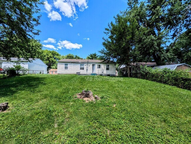 Building Photo - 12336 Santa Maria Dr