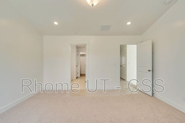 Building Photo - 16106 S Bodmin Way