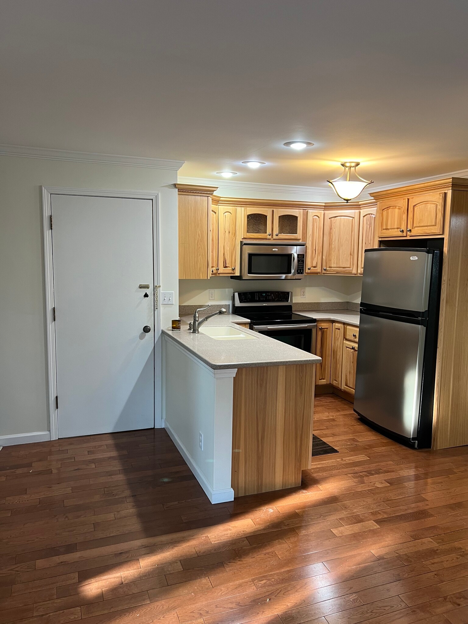 Building Photo - 8817 N Picture Ridge Rd