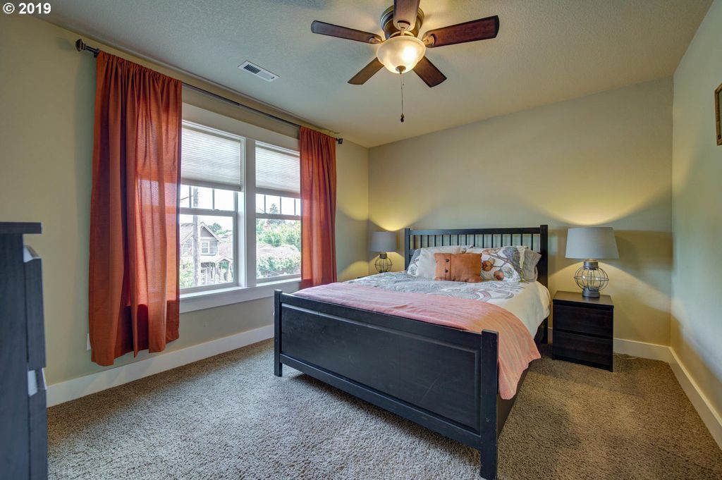 Front Bedroom - 7921 N Denver Avenue