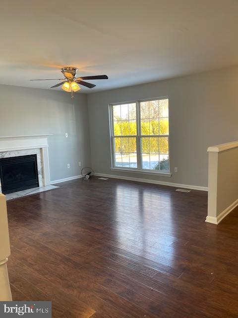 Building Photo - 25 Sir Thomas Ln