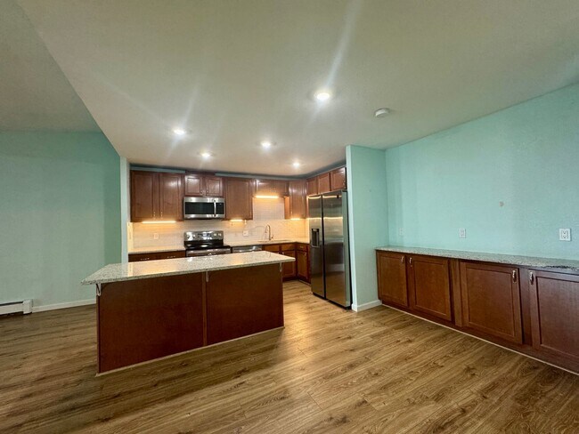 Building Photo - 3082 S Wheeling Way